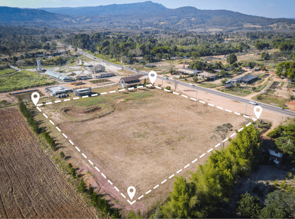 Forward Funding vs Forward Commitment plot of land